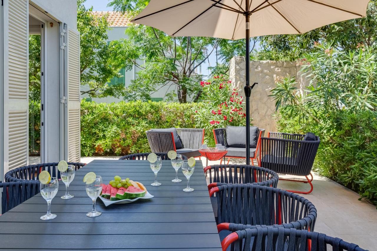 Luxury Two-Floor Apartment In Petrcane With Garden And Pool Exterior foto